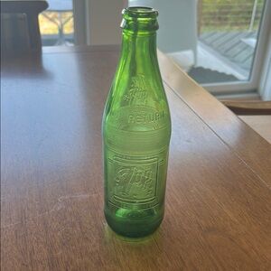 Vintage Green 7UP Glass Bottle